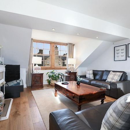 Luxury 3 Bed Royal Mile Apartment Единбург Екстериор снимка