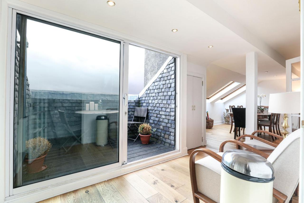 Luxury 3 Bed Royal Mile Apartment Единбург Екстериор снимка